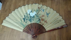 Vtg Large Hand Painted Chinese Bamboo Paper Fan. 45" x 25" Floral/Birds. In Box! - Picture 1 of 15