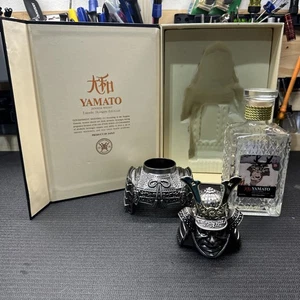 Yamato Japanese Whiskey Mizunara Takeda Shingen Edition scatola e decanter vuoto - Foto 1 di 15