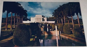 Postal de las Palmas Reales Laicas de Oahu Templo Hawaiano de los Santos de los Últimos Días K128 - Imagen 1 de 4