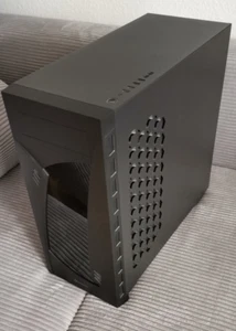 Sharkoon Night Shark RGB Midi Tower Computergehäuse - Schwarz - Bild 1 von 4
