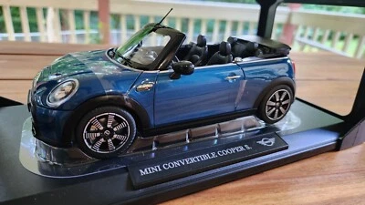 SALE.    MINI COOPER S Convertible F57, Island Blue, 1/18, Norev, RARE ! - Image 1 of 4