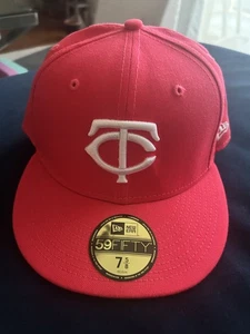 New Era Minnesota Twins 59FIFTY Fitted Hat Pink Pack MLB Baseball Cap Rare Color - Picture 1 of 17