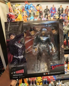 Superman Black Ver Figur Amazing Yamaguchi 027EX Kaiyodo DC Actionfigur NEU - Bild 1 von 13