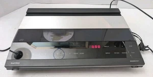 BANG & OLUFSEN B&O BEOGRAM CDX Lettore CDX - Tipo 5123 AS-IS per RICAMBI/RIPARAZIONE - Foto 1 di 9