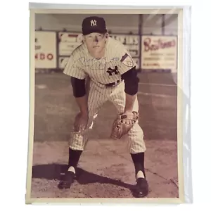 Mickey Mantle New York Yankees Baseball Autographed 8x10 Color Photo With COA - Picture 1 of 5