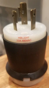 HUBBELL 2341 ENCHUFE TWIST-LOCK NEGRO 2 POLOS 3 CABLES CONEXIÓN A TIERRA 20A 480V NEMA L8-20P - Imagen 1 de 3