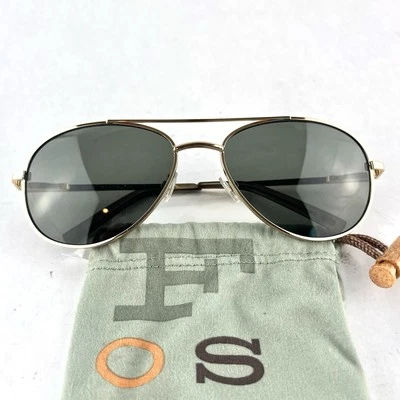 Gafas de sol Fossil Aviator monturas gris metalizado MS3708 710 135 con bolsa estilo golf Foto 1 de 4