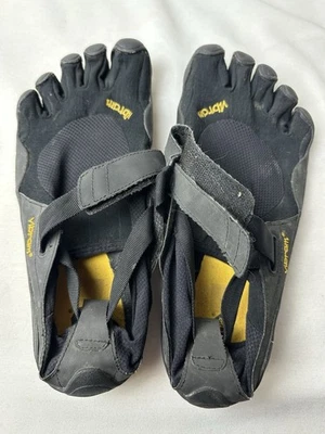 VIBRAM FIVE FINGERS MEN'S BLACK SANDALS WATER SHOES SIZE M42 - Image 1 of 4
