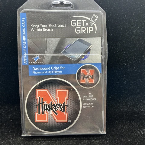 Nebraska Huskers Get A Grip Dashboard 3" 1.5" Phone MP3 Cover