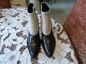 Botas al tobillo Prada Chocolate Marrón/Beige Cuero con Estilo Occidental Talla 37 - Imagen 1 de 19