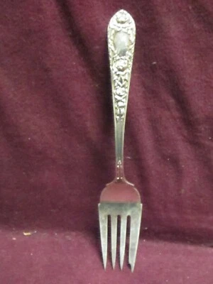 Tenedor de ensalada de rosas Sterling S Kirk & Son 6 1/8" 38 g sin monograma Foto 1 de 3