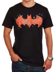 Camiseta DC Comics Batman Estándar Negra Adulto BRILLA EN LA OSCURIDAD - Imagen 1 de 1
