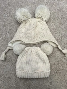 Next & F&F Fleece Lined Baby Girls White Beanie Bobble Hats Size 6-12 Months - Picture 1 of 7