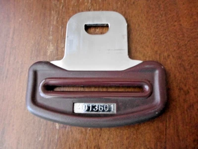 1986 Mazda RX7 - Seat Belt Striker - Image 1 of 4