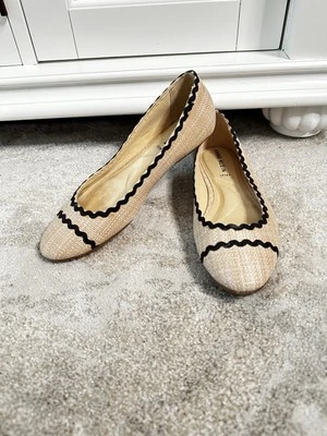 Anne Klein Lux Tejido Festoneado Plano Cómodo Sin Cordones Primavera Verano Neutro 6M Foto 1 de 4