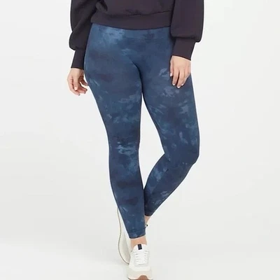 Nuevo con etiquetas Legging Spanx Ecocare Tobillo Sin Costuras Azul Profundo Tie Dye Talla Grande Foto 1 de 4