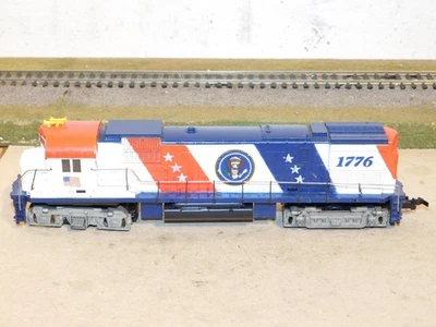 Tyco HO 1776 Bicentennial ALCO 430 Dual Motor Powered Diesel Locomotive RUNS - Image 1 of 4