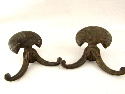 antique clawfoot furniture legs 4 Cover