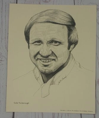 Foto de 8x10 de carreras de Cale Yarborough 1976 Goodyear Tire & Rubber Company Foto 1 de 4