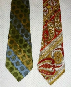 Lot of 2 Men's Neckties Unbranded Vtg  XL 54 58" x 3.75 Paisley Chain - Picture 1 of 4