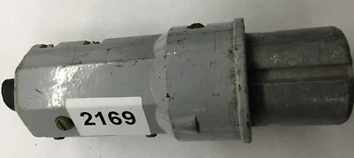 CROUSE-HINDS APJ3375 ARKTITE 30A HAZARDOUS LOCATION PLUG Missing Ring  Generator - Image 1 of 3