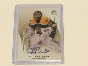 2013-14 SP Game Used Hockey Autograph #91 Tuukka Rask Boston Bruins - Bild 1 von 2