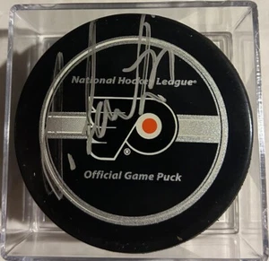 Jeff Carter Hand Signed Autograph Auto Philadelphia Flyers Puck With Cube - Picture 1 of 2