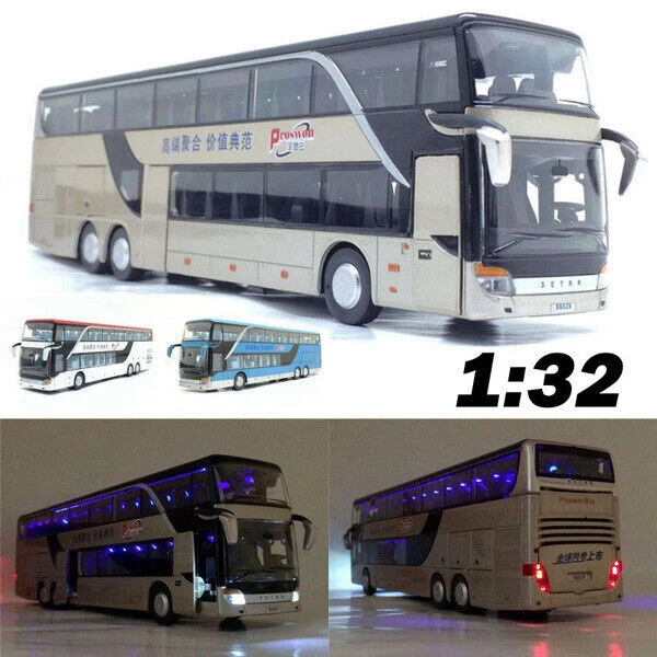 1:32 Alloy Bus Pull Back Model with Music Light Diecast Toy Vehicle - Image 1 of 4