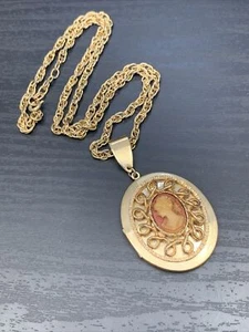 Vintage Estate Cameo Decorative Large Picture Locket 24” - Picture 1 of 9