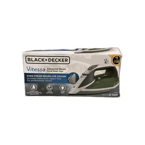 Black + Decker Vitessa Advanced Steam Cord Reel Iron - Green - Picture 1 of 5