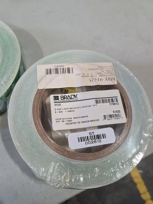 BRADY MOUNTED ARROW TAPE 91425 NEW   ++LOT of 2+++ - Image 1 of 2