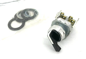 New Allen Bradley 800T-H17A Ser. T Selector Switch, 2 Position - Picture 1 of 5