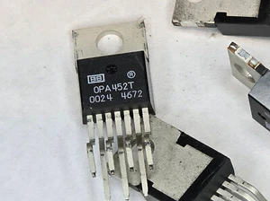 Burr-Brown OPA452T TO220 80V, 50mA OPERATIONAL AMPLIFIER - Picture 1 of 1