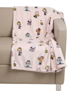 PEANUTS VelvetLoft Valentine Card Blanket Snoopy Charlie Brown Peanuts Gang NEW - Picture 1 of 4