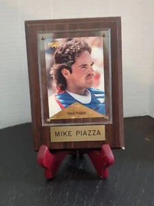 Pinnacle 1996 - Starburst #4 Mike Piazza, montado en placa de madera  - Imagen 1 de 4