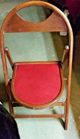 1 VINTAGE/ ANTIQUE SOLID WOOD FOLDING BENTWOOD STYLE CHAIR w/ PADDED SEAT Cover