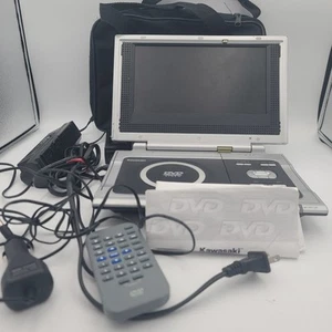 Kawasaki PVS10921 Tragbarer DVD Player 9" LCD Display Konvolut getestet funktioniert! Lesen - Bild 1 von 15