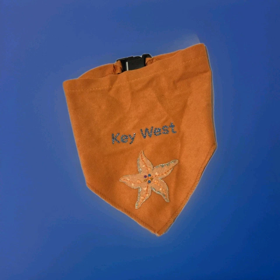 BANDANA PARA PERRO SNAP ON KEY WEST ESTRELLA DE MAR BLING TERCIOPELO PEQUEÑO HASTA 25 LB NUEVO Foto 1 de 2