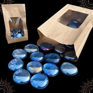 35 Muggelsteine Glassteine Dekosteine Glasnuggets 30 bis 35mm blau hellblau - Bild 1 von 4