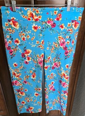 Usado en Excelente Condición - Contrapartes Talla 12 Azul Floral Pull-up Pantalones Capri Rayón/Nylon/Spandex Foto 1 de 2