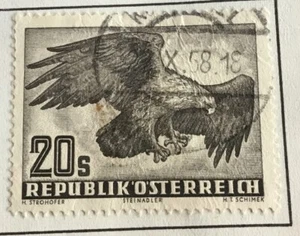 Francobollo uccellino austriaco - Foto 1 di 1