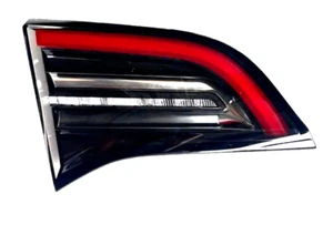 For Tesla Model Y/3 Left Inner Tail Lamp (4 PIN) 1502088-00-B (2017-2023) - Foto 1 di 1