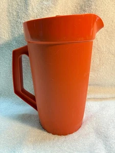 Vintage Tupperware 800 Ernte orange 2 Quart Krug mit Druckknopfdeckel - Bild 1 von 6