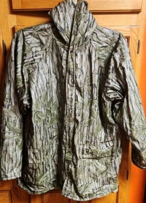 REALTREE Camo Quilted Lined Hooded Rain Jacket Mens L Large Snap PVC Vintage - Image 1 of 4
