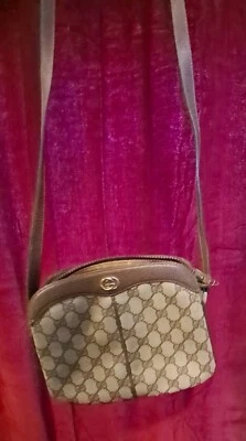 Bandolera pequeña Gucci Guccissima beige/marrón buen estado Foto 1 de 4