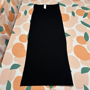 By Anthropologie Ribbed Knit Maxi Skirt Women’s Medium Black Side Slit NWT - Picture 1 of 12