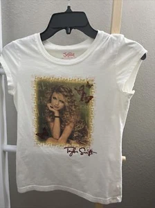 Y2K Rare Original 2006 Taylor Swift Justice Girls T Shirt Sz medium 12 - Picture 1 of 5