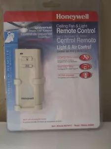 HONEYWELL UNIVERSAL 40009 CEILING FAN & LIGHT REMOTE CONTROL WITH SMART SYNC - Picture 1 of 4