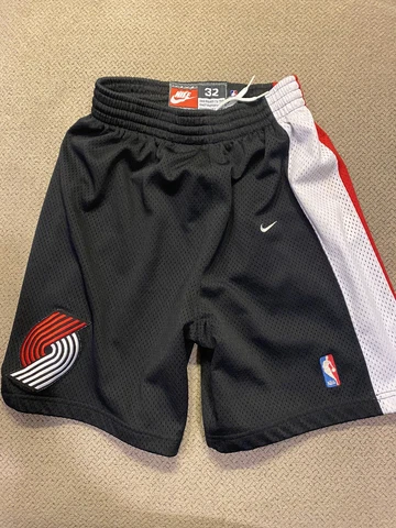 Portland Trailblazers Game Worn Used Authentic Nike Shorts size 32 Medium M Cover