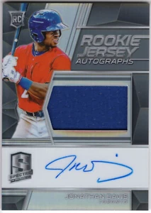 Maglietta 2019 Panini Chronicles Spectra Rookie Autografi 112 Jonathan Davis RC - Foto 1 di 2